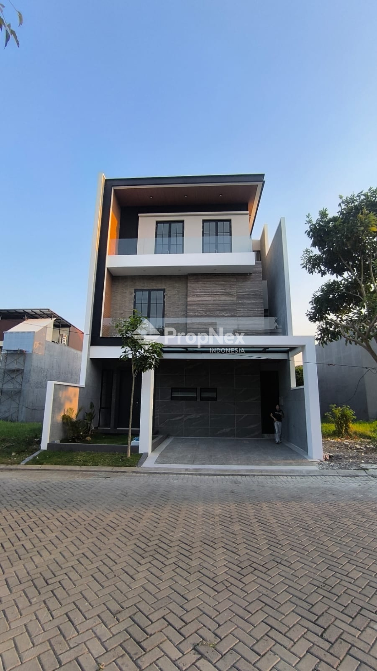 Rumah Citraland Woodland Ciamik Minimalis
